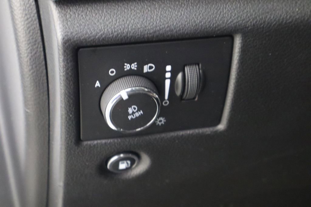 Used 2021 Jeep Grand Cherokee Trailhawk w/ Trailhawk Luxury Group image 23