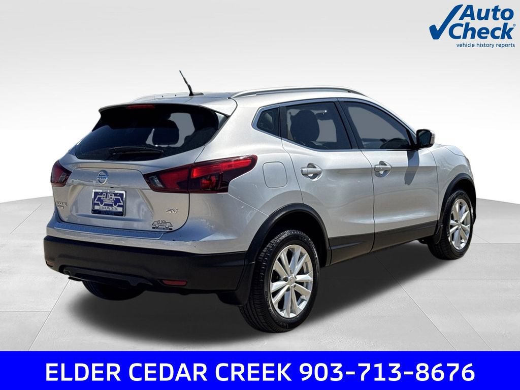 Used 2018 Nissan Rogue Sport SV FWD image 4