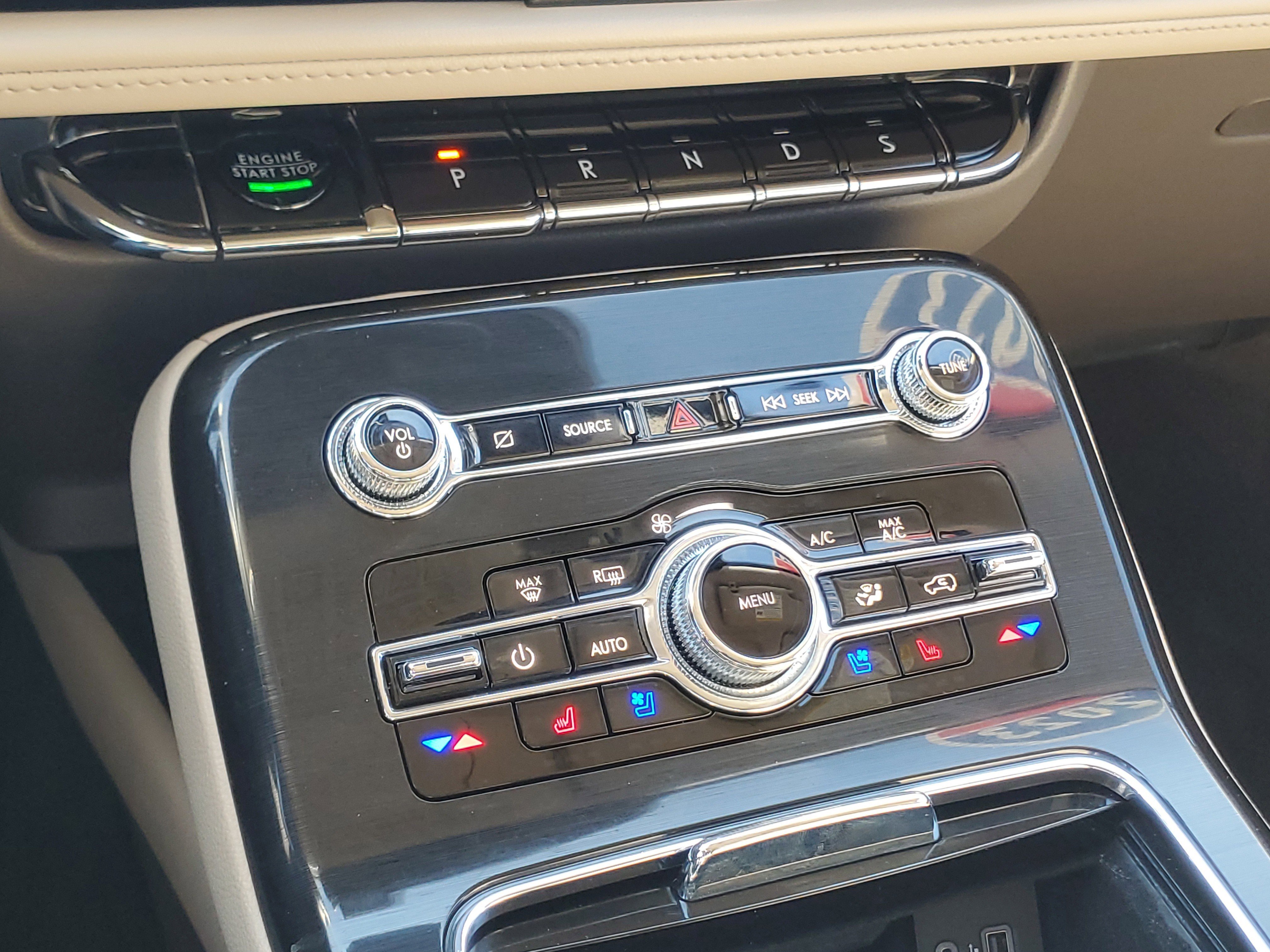 Certified 2023 Lincoln Nautilus Reserve w/ Equipment Group 201A image 18