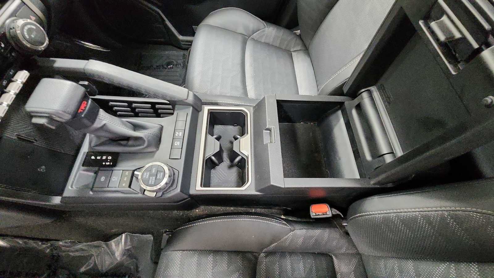 Certified 2025 Toyota 4Runner TRD Off-Road Premium AWD/4WD image 23