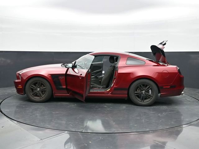 Used 2014 Ford Mustang Coupe RWD image 42