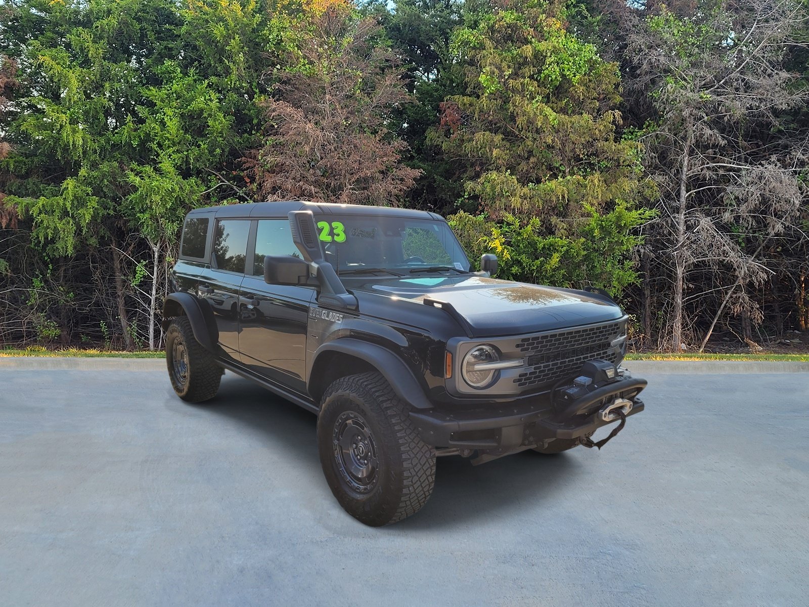 Used 2023 Ford Bronco Everglades AWD/4WD image 16