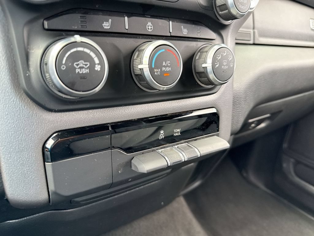 Used 2024 RAM 1500 Big Horn AWD/4WD image 18