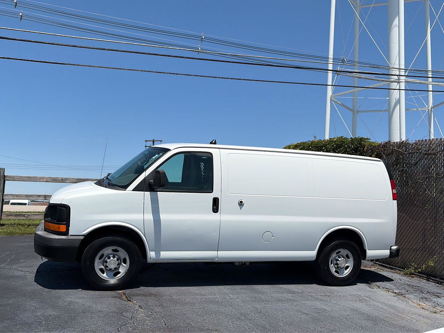 Used 2013 Chevrolet Express 2500 w/ Cold Climate Package RWD image 2