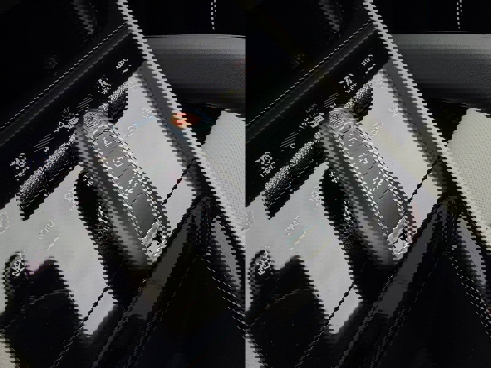 New 2026 Porsche Cayenne GTS AWD/4WD image 40