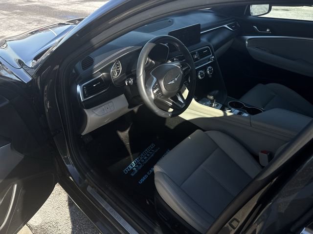 Used 2023 Genesis G70 2.0T AWD/4WD image 10