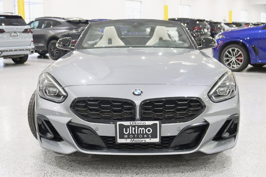 Used 2023 BMW Z4 M40i w/ Premium Package RWD image 9