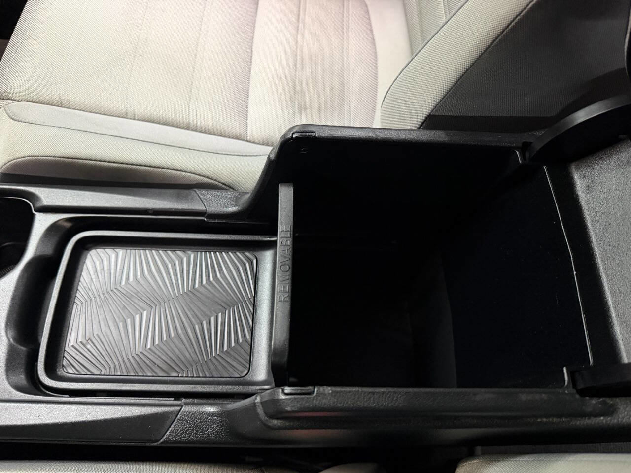 Used 2017 Honda CR-V EX image 52