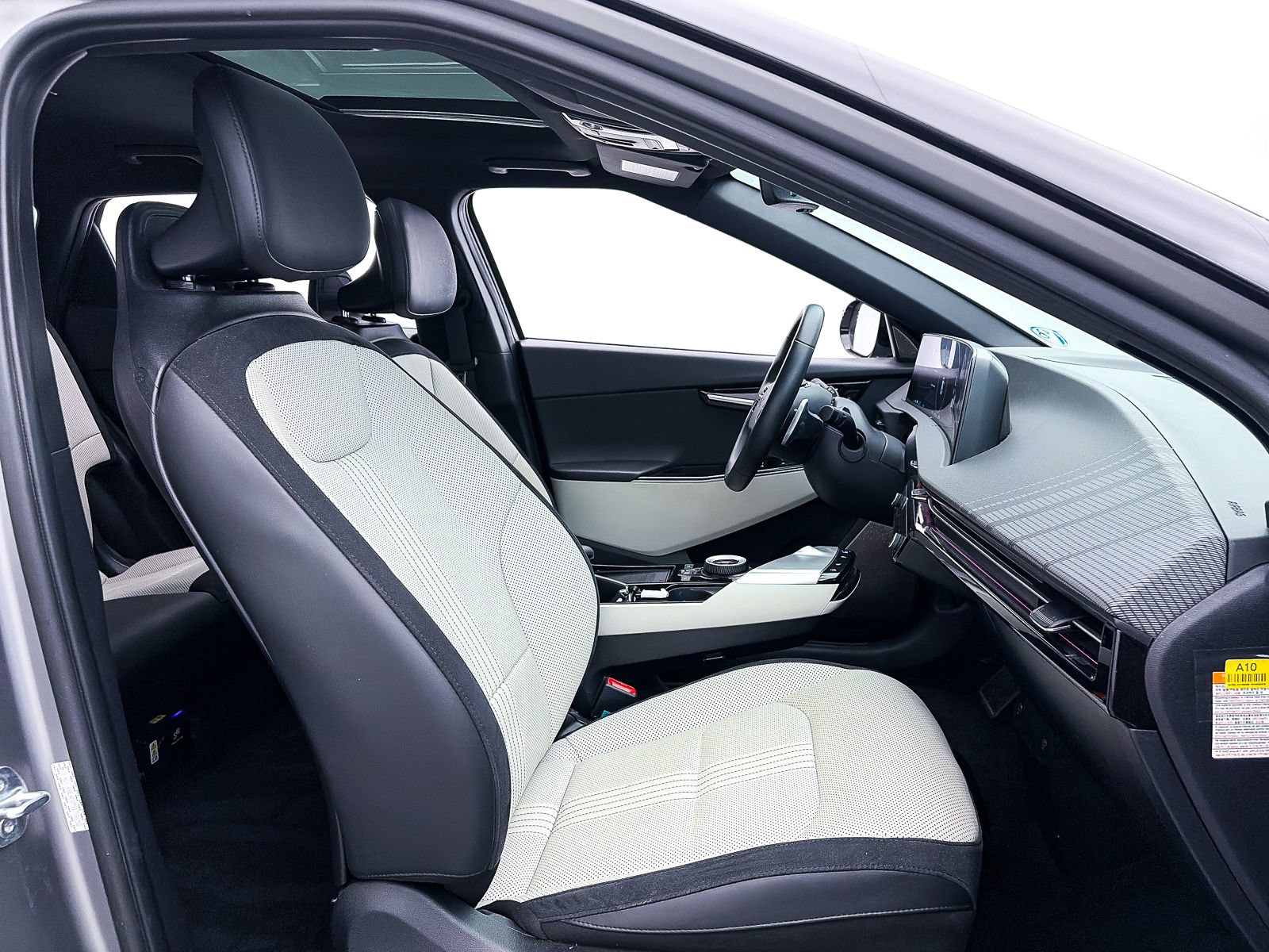 Certified 2024 Kia EV6 GT-Line w/ GT-Line White Seat Package RWD image 38