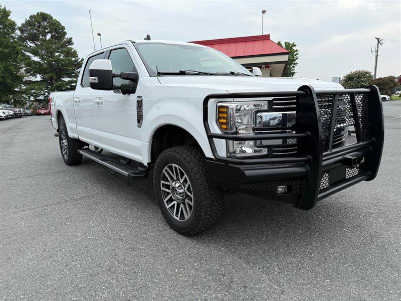 Used 2019 Ford F250 Lariat w/ Lariat Value Package AWD/4WD image 3
