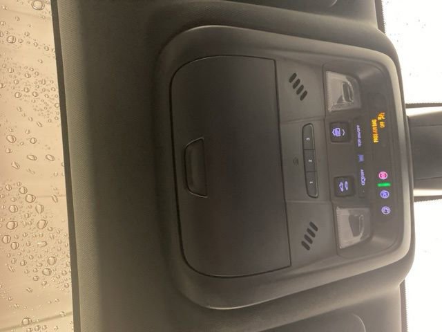 Used 2021 Chevrolet Blazer RS w/ Enhanced Convenience Package image 19