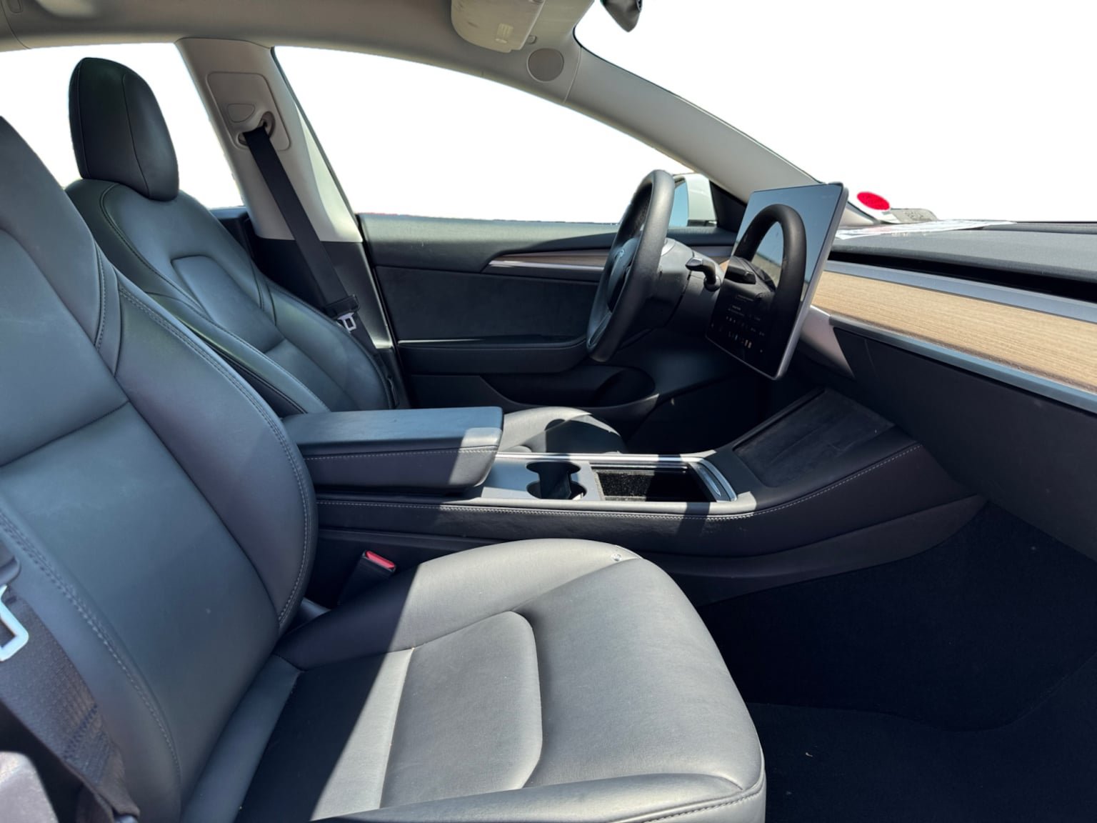 Used 2022 Tesla Model 3 Long Range AWD/4WD image 17