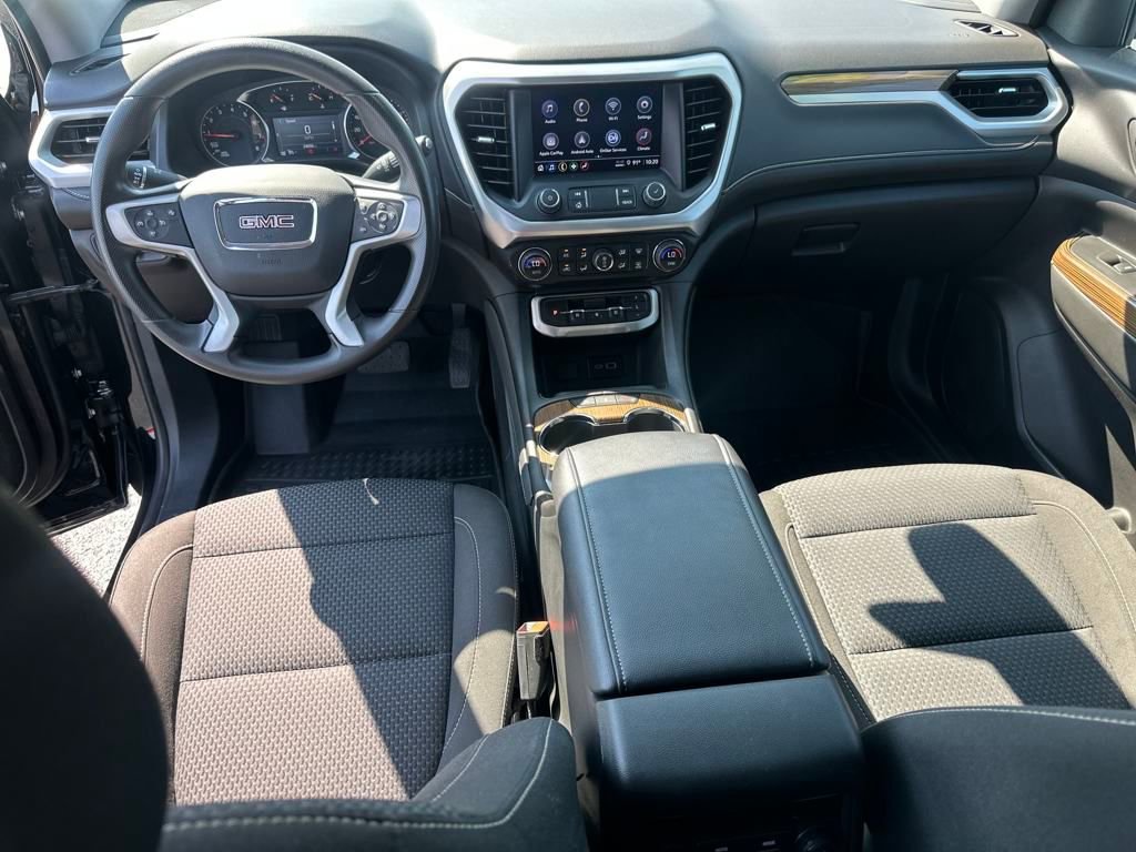 Used 2023 GMC Acadia SLE image 14