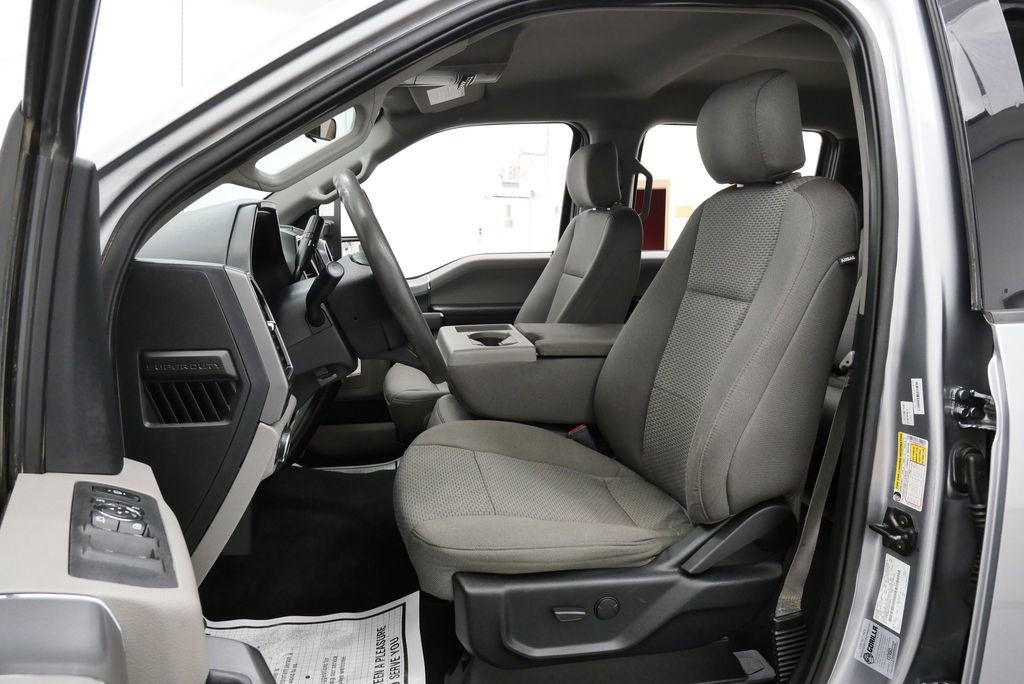 Used 2020 Ford F250 XLT w/ XLT Premium Package image 11