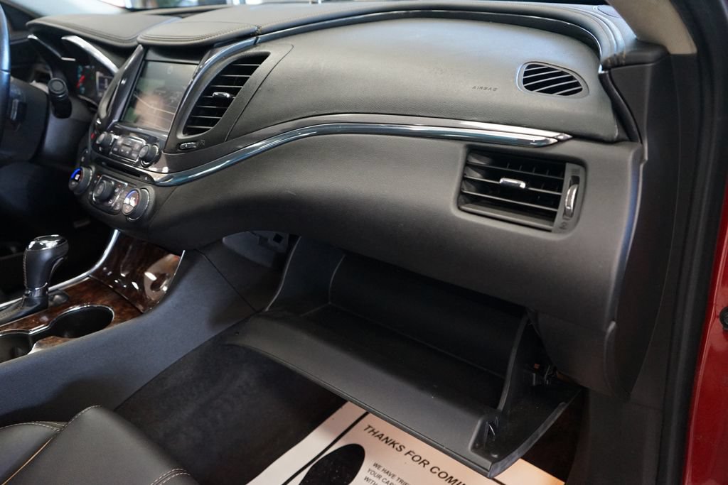 Used 2015 Chevrolet Impala LT FWD image 41