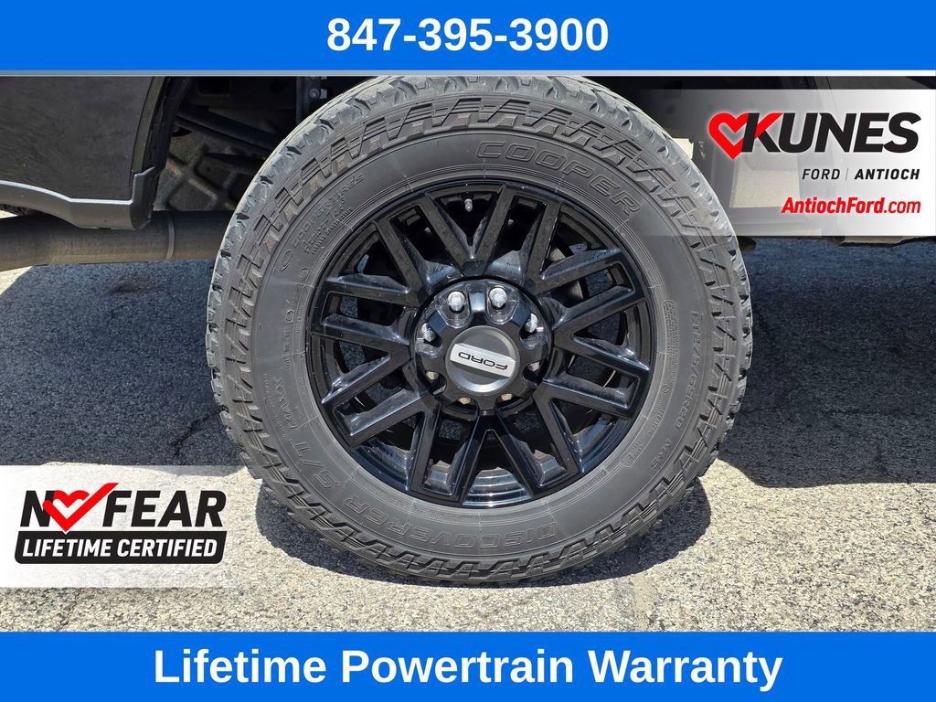 Used 2022 Ford F250 XLT w/ Black Appearance Package AWD/4WD image 14
