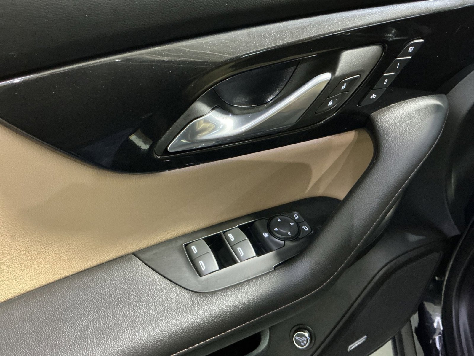 Used 2024 Chevrolet Blazer Premier w/ Enhanced Convenience Package image 23