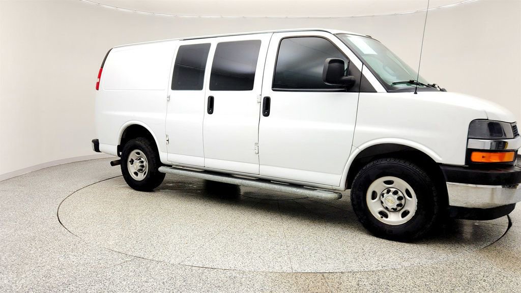 Used 2020 Chevrolet Express 2500 w/ Driver Convenience Package RWD image 3