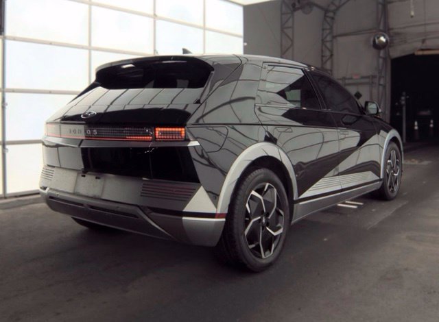Certified 2023 Hyundai Ioniq 5 Limited RWD image 4