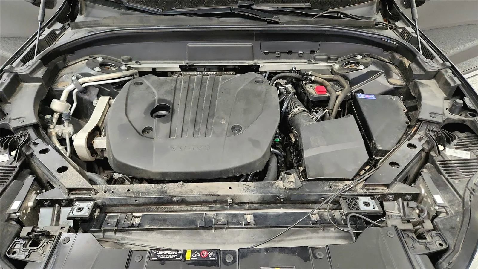 Used 2023 Volvo XC60 B5 Ultimate w/ Climate Package image 20