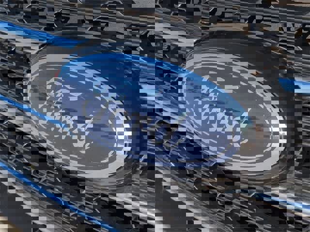 Used 2022 Ford Explorer XLT w/ Equipment Group 202A image 12