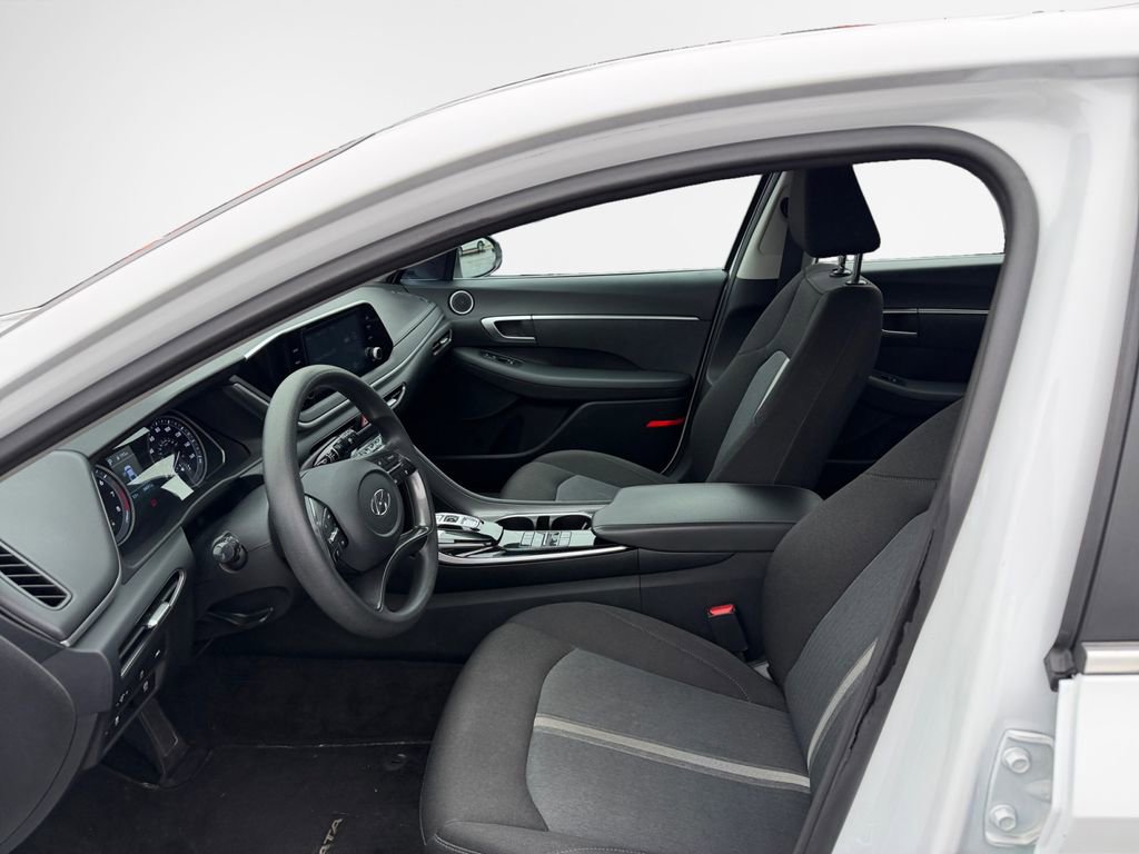 Used 2022 Hyundai Sonata SE image 12