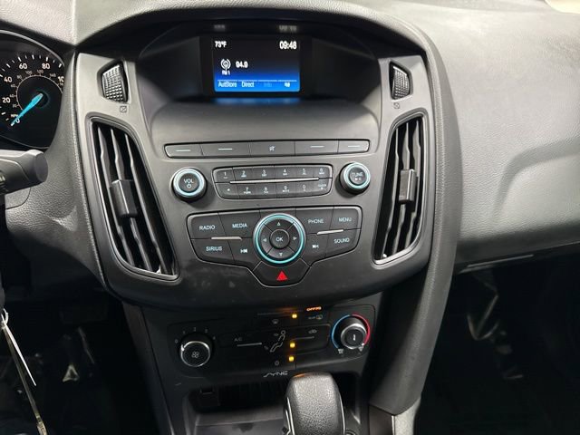 Used 2018 Ford Focus SE FWD image 16