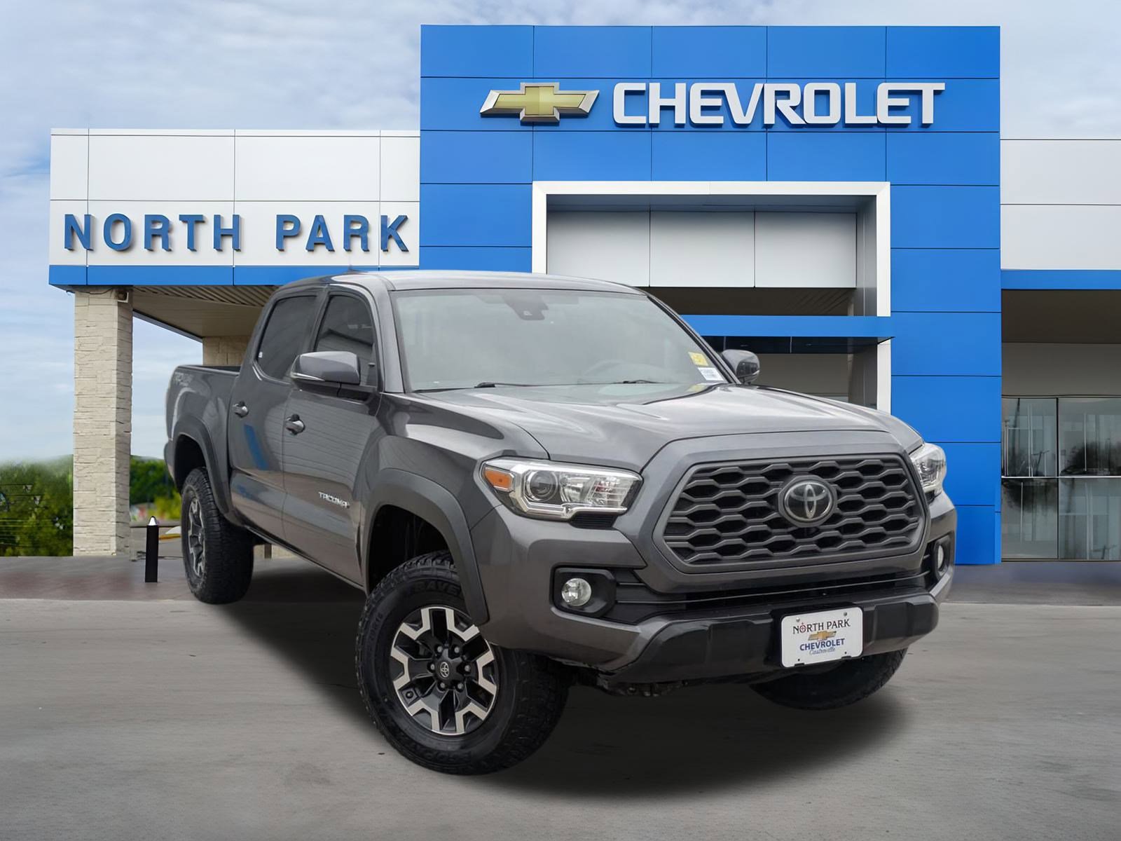 Used 2021 Toyota Tacoma TRD Off-Road image 1