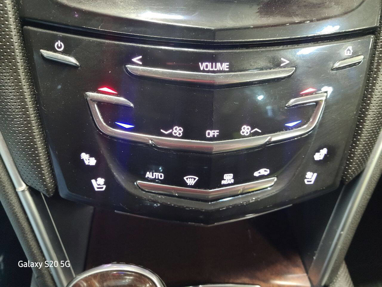 Used 2017 Cadillac XTS Luxury image 33