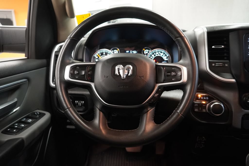 Used 2019 RAM 1500 Big Horn AWD/4WD image 16