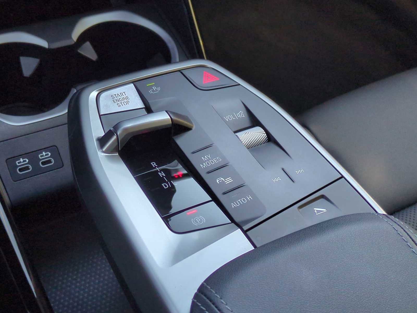 New 2025 BMW X2 xDrive28i w/ Convenience Package image 34