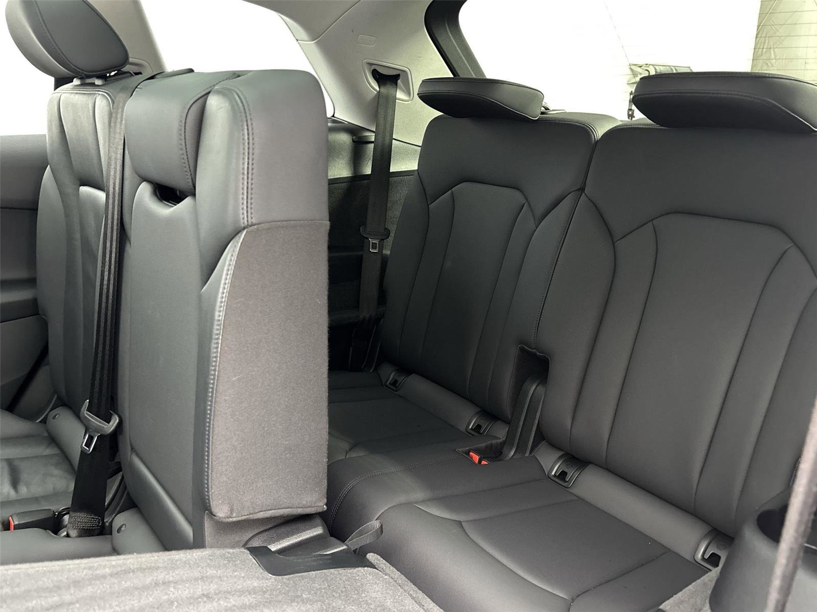 Used 2021 Audi Q7 3.0T Premium Plus image 30