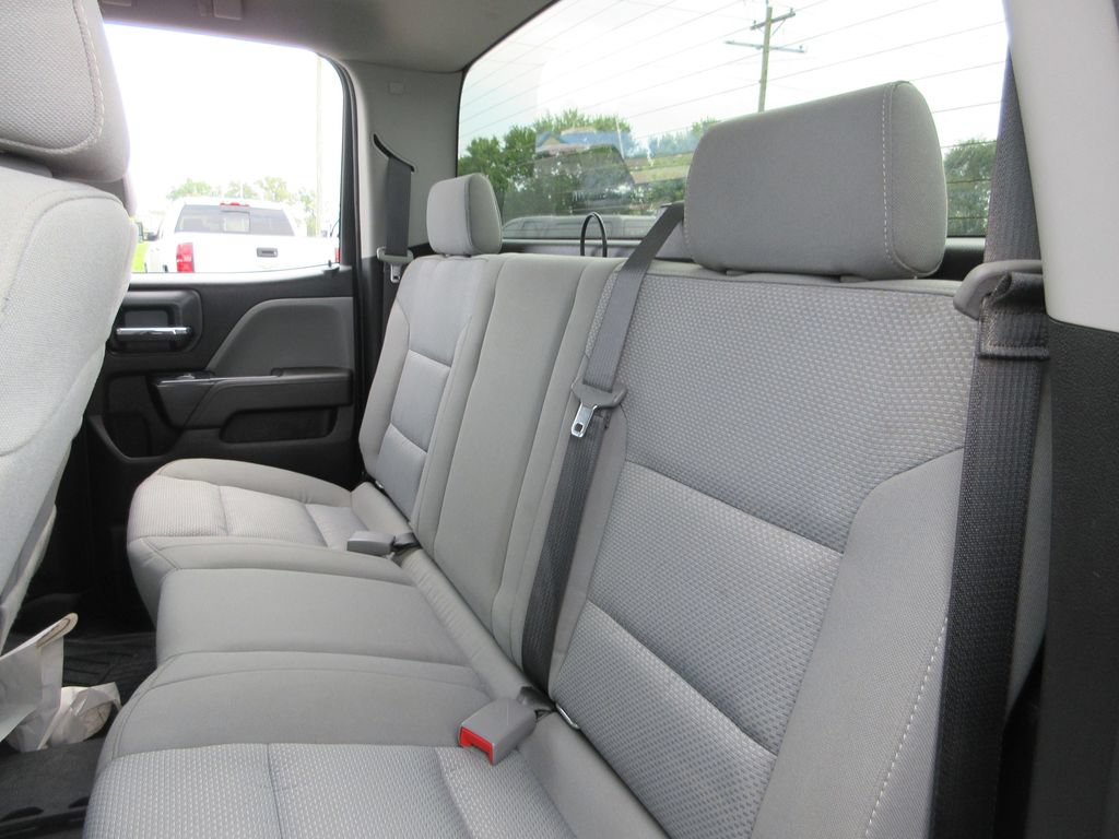 Certified 2019 Chevrolet Silverado 1500 Custom w/ Custom Convenience Package AWD/4WD image 19
