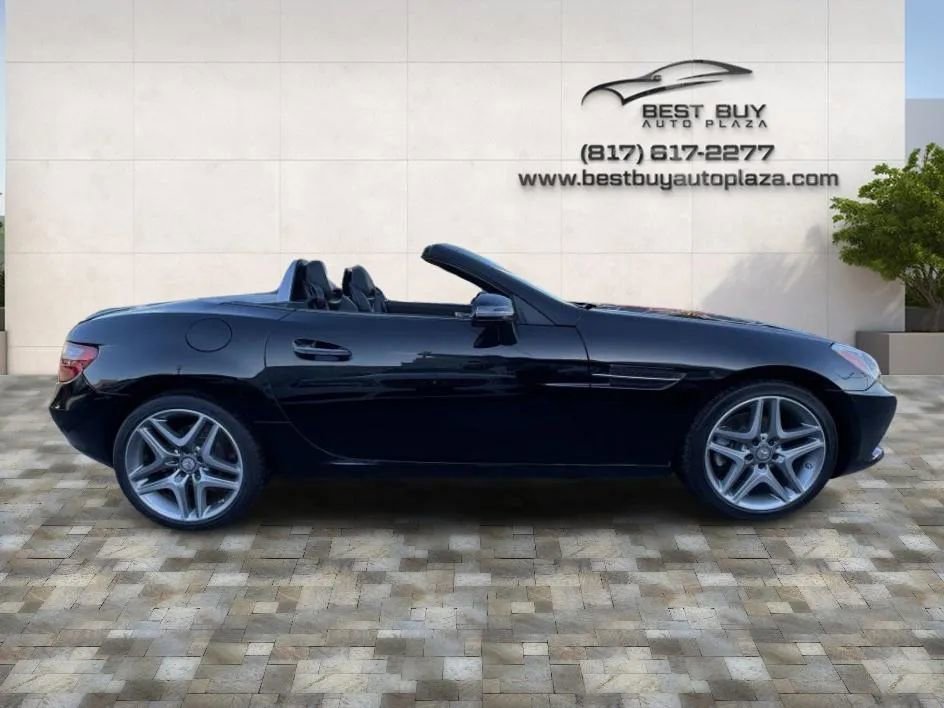 Used 2014 Mercedes-Benz SLK 250 image 8