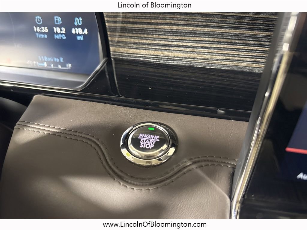 Certified 2023 Lincoln Navigator Black Label image 40