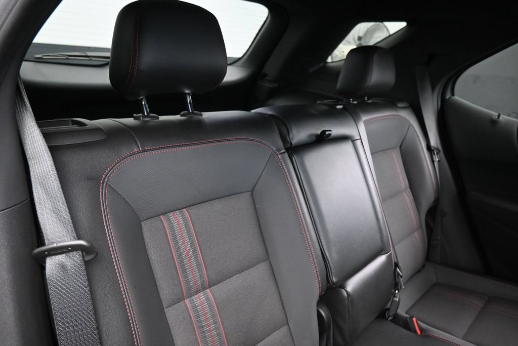 Used 2023 Chevrolet Equinox RS FWD image 36