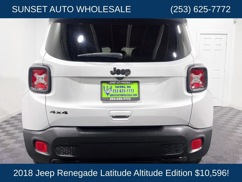 Used 2018 Jeep Renegade Altitude AWD/4WD image 27