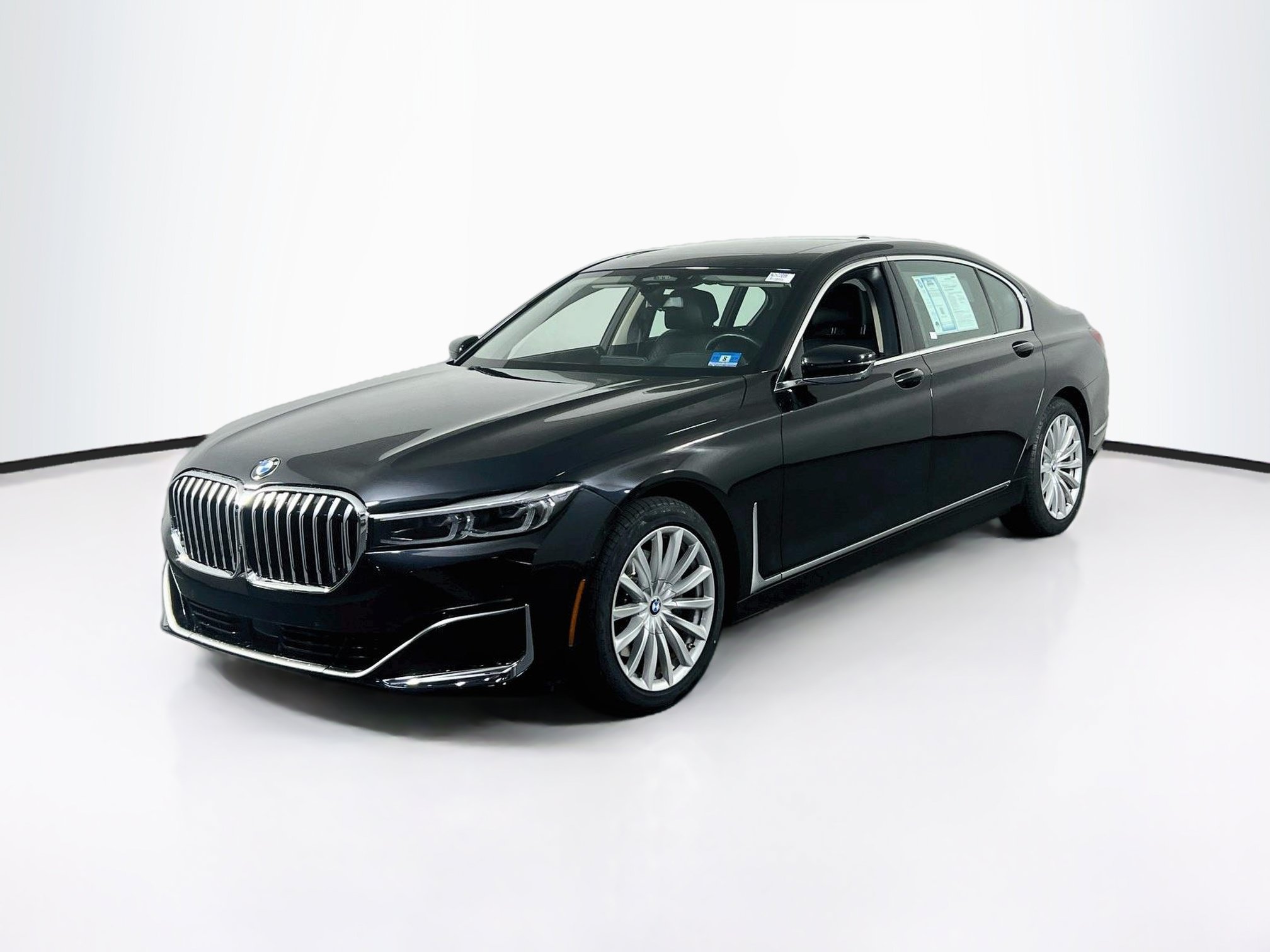 Used 2022 BMW 740i xDrive w/ Premium Package AWD/4WD image 1