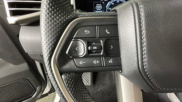 Used 2025 Toyota Tundra Limited AWD/4WD image 16