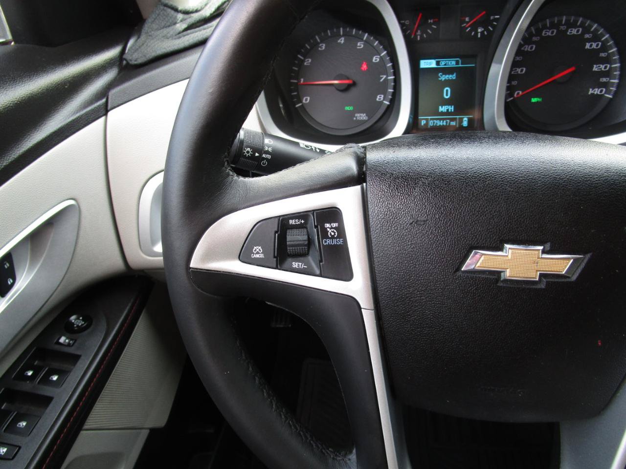 Used 2013 Chevrolet Equinox LT FWD image 12
