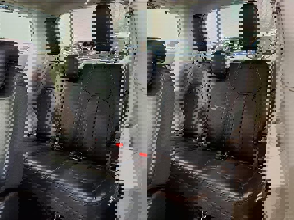 Used 2021 Chrysler Pacifica Touring-L w/ Premium & Safety Sphere Group image 20