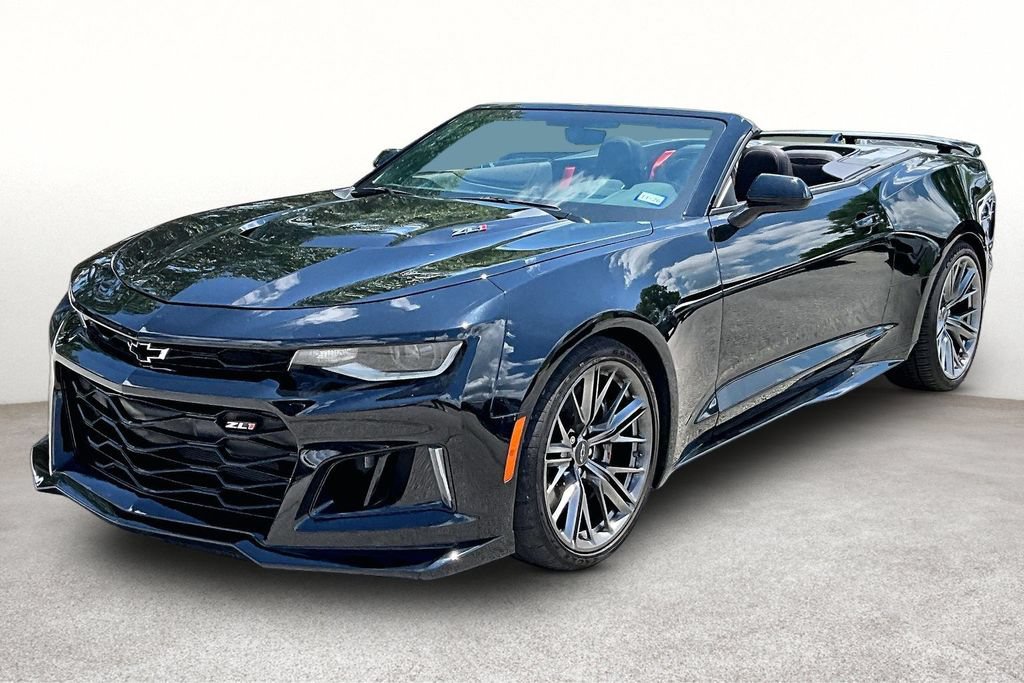 Used 2022 Chevrolet Camaro ZL1 RWD image 13