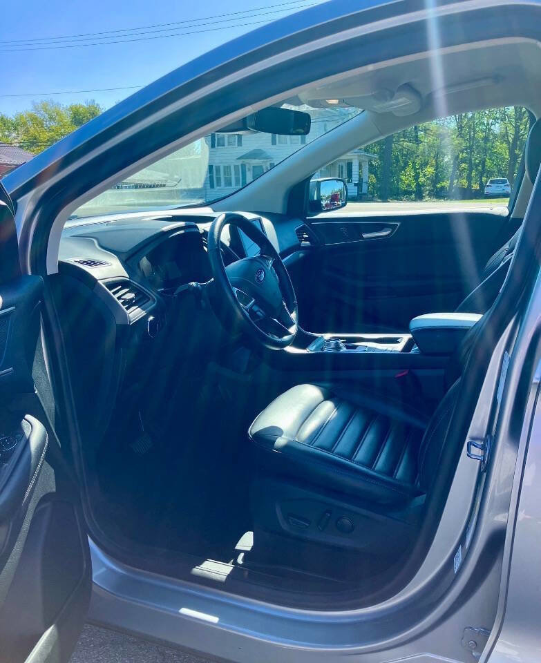 Used 2024 Ford Edge SEL image 8