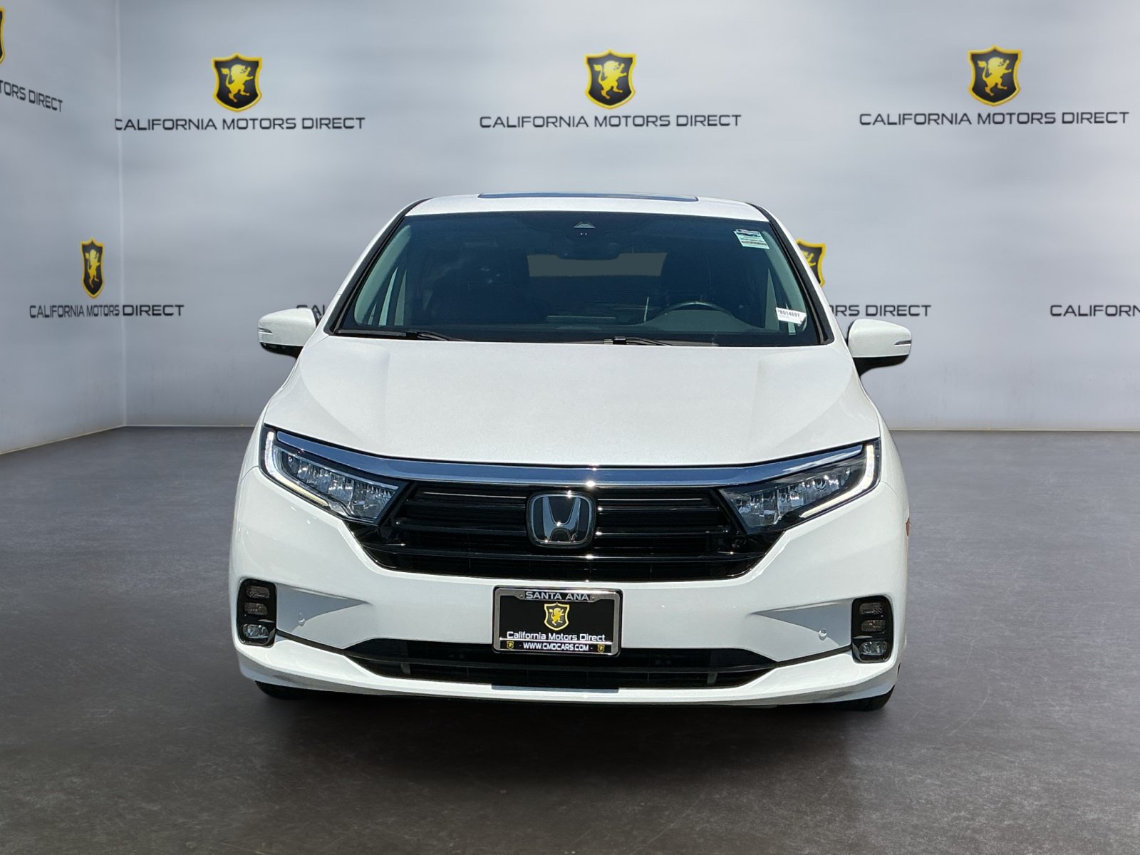 Used 2023 Honda Odyssey Elite image 2