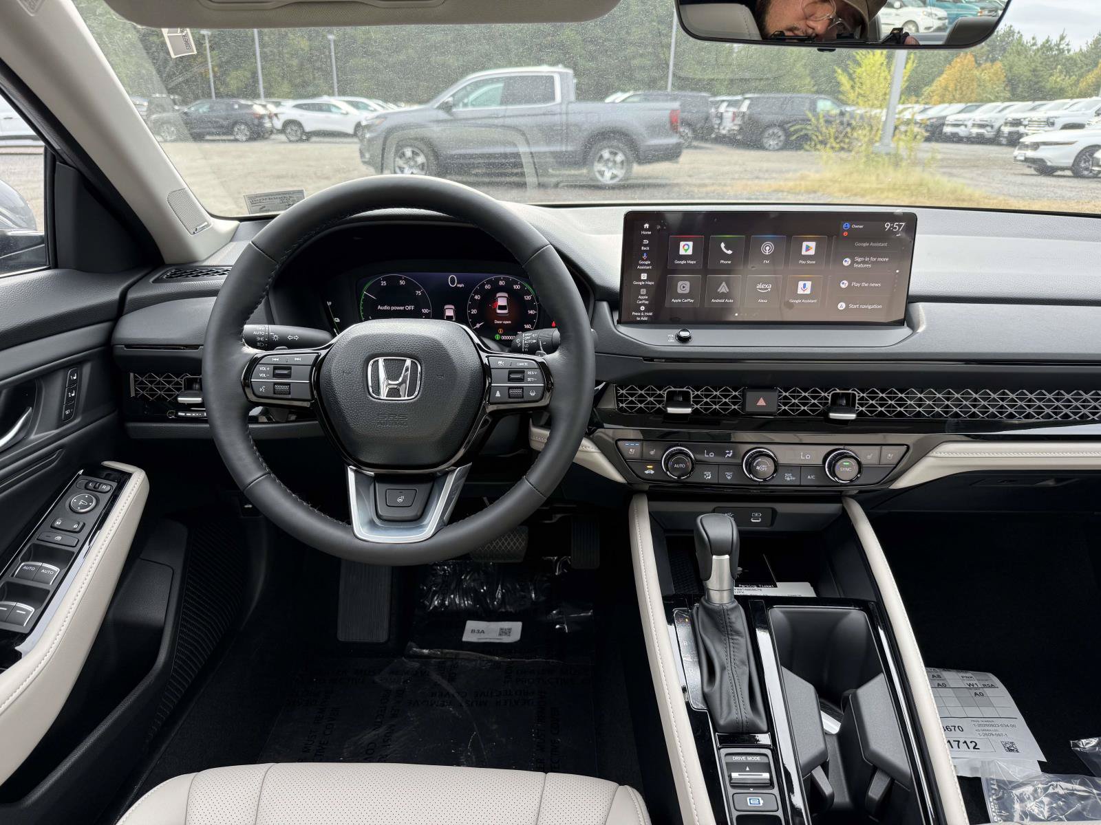 New 2026 Honda Accord Hybrid Touring image 8