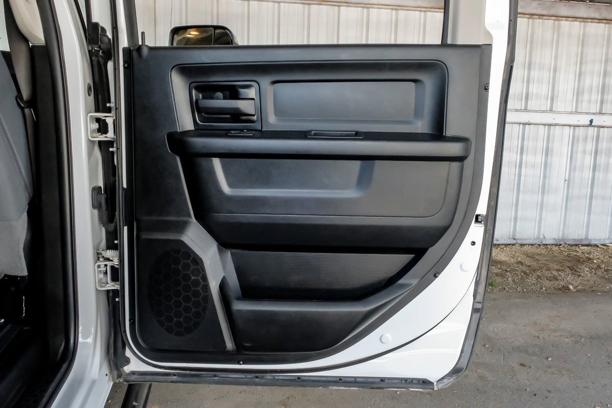 Used 2018 RAM 2500 Tradesman w/ Chrome Appearance Group image 48