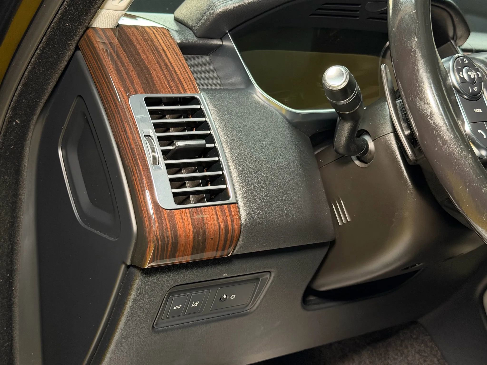 Used 2017 Land Rover Range Rover Sport Utility 4D image 37