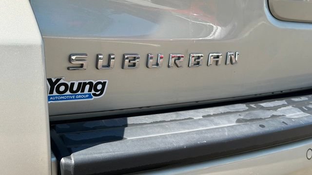 Used 2016 Chevrolet Suburban LT AWD/4WD image 9