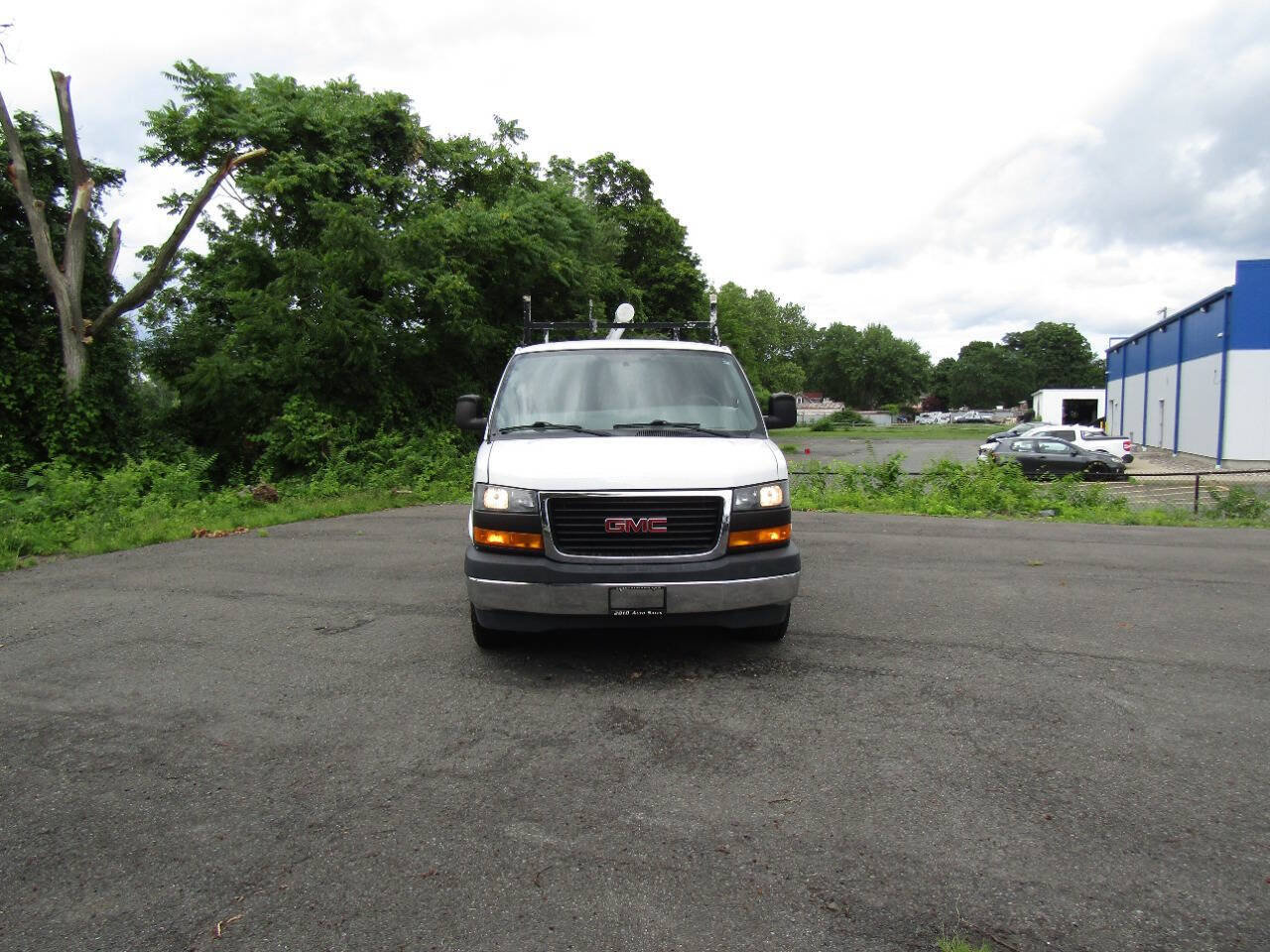 Used 2018 GMC Savana 2500 w/ Driver Convenience Package RWD image 10