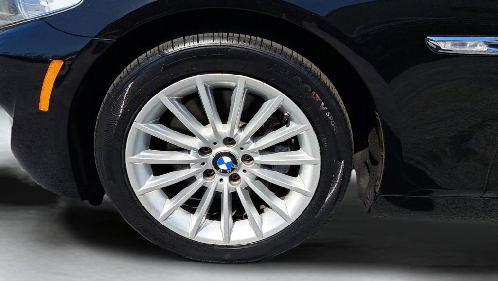 Used 2013 BMW 535i xDrive Sedan image 35